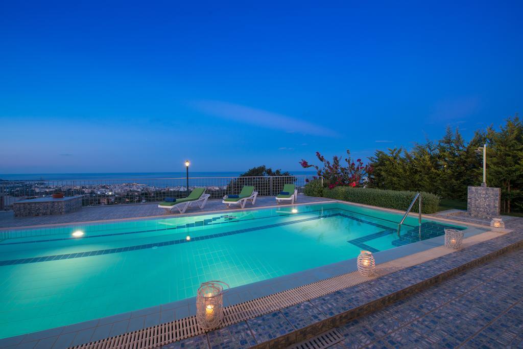 Danae Villas Hersonissos  Rum bild