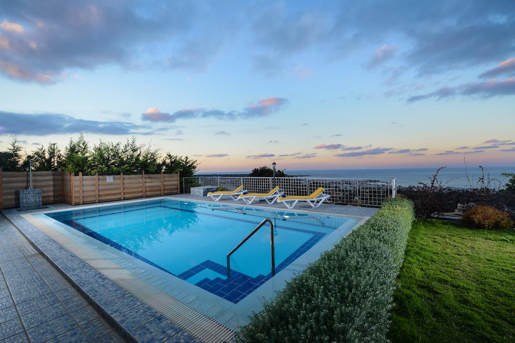 Danae Villas Hersonissos  Exteriör bild